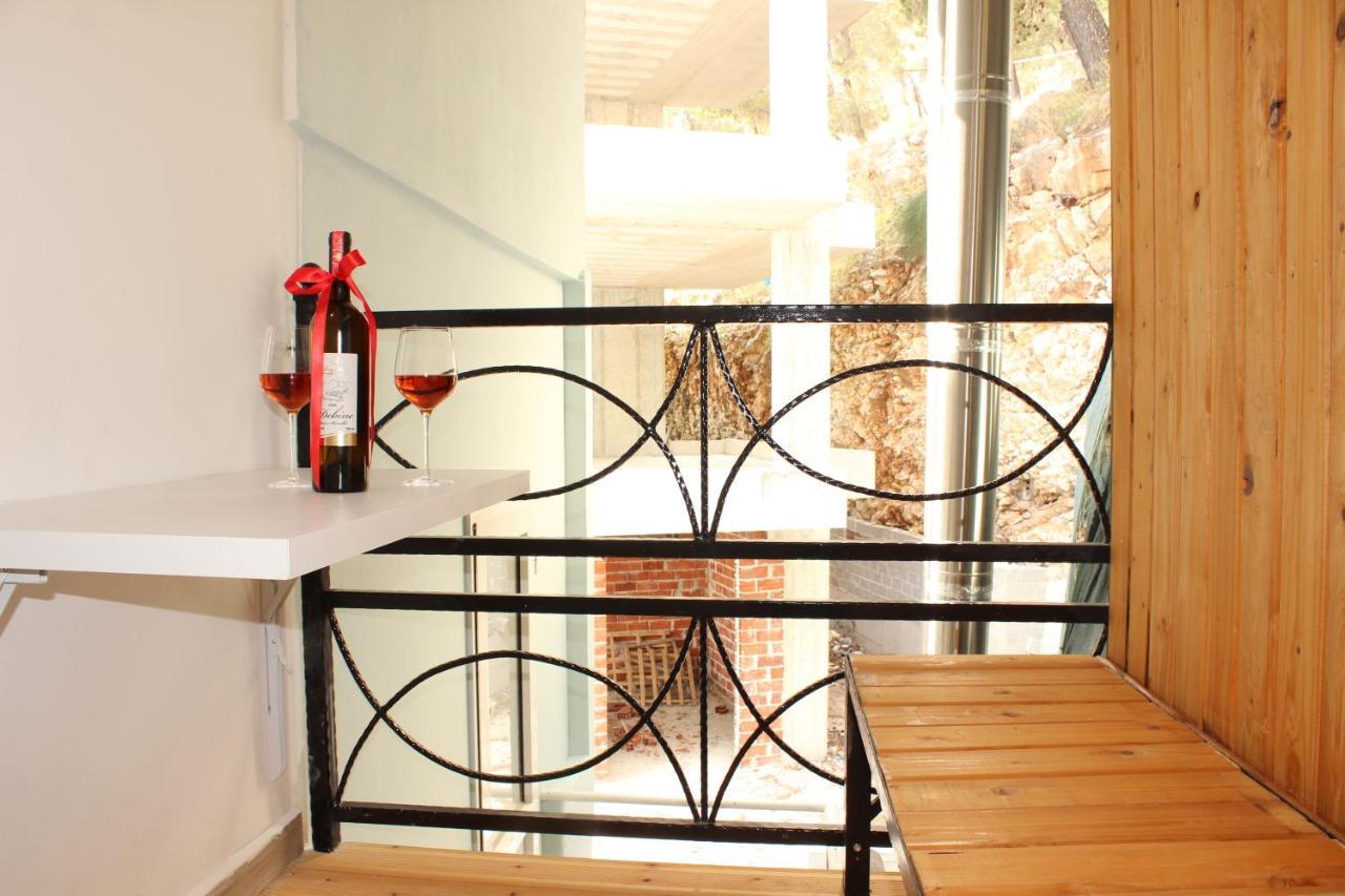 Bebi Hotel And Apartments ساراندا المظهر الخارجي الصورة