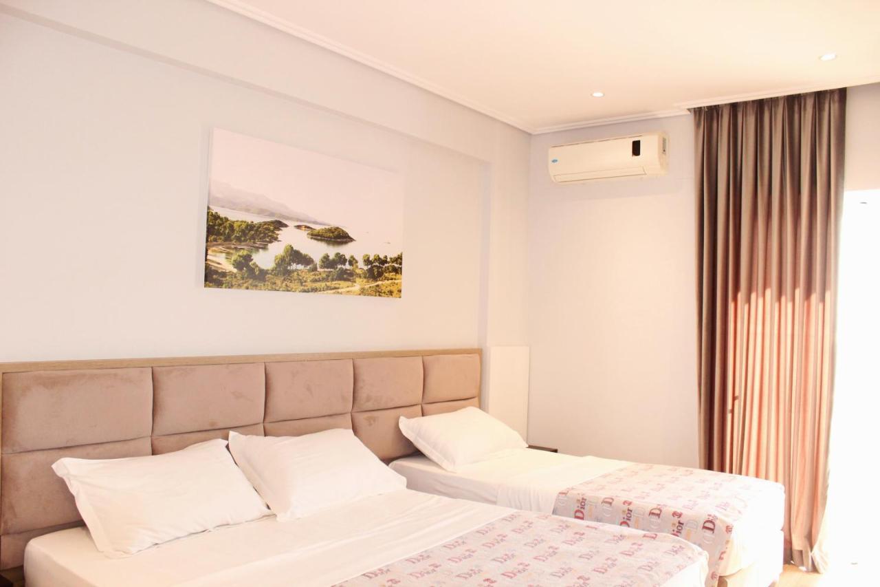 Bebi Hotel And Apartments ساراندا المظهر الخارجي الصورة