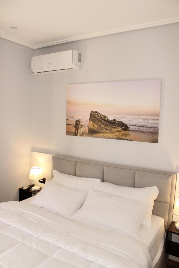 Bebi Hotel And Apartments ساراندا المظهر الخارجي الصورة