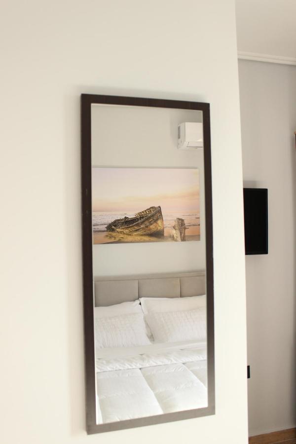Bebi Hotel And Apartments ساراندا المظهر الخارجي الصورة