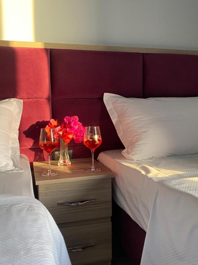 Bebi Hotel And Apartments ساراندا المظهر الخارجي الصورة