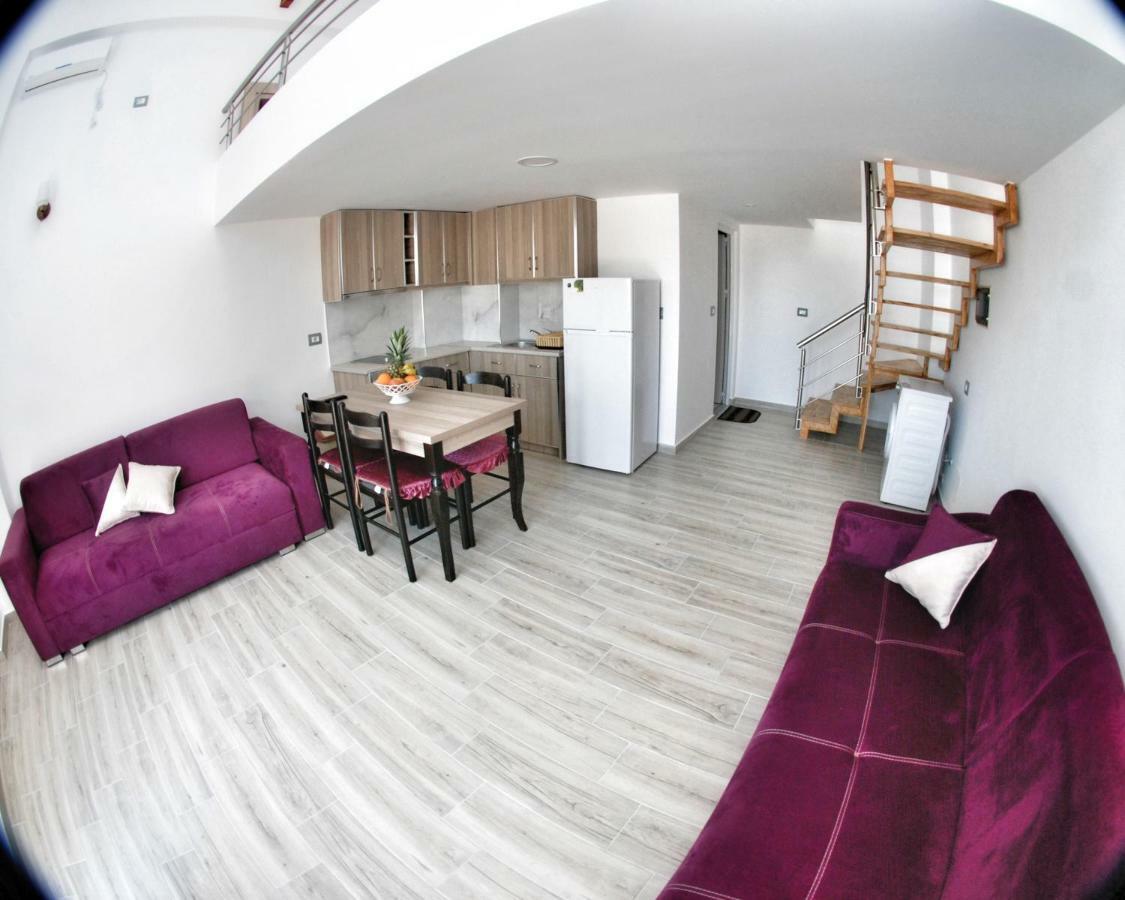 Bebi Hotel And Apartments ساراندا المظهر الخارجي الصورة